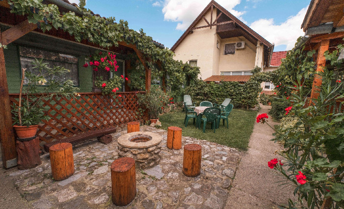 Czakó Vendégház és Nyaralóudvar in Szilvásvárad, Hungary